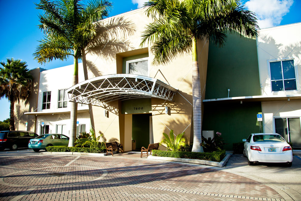 Galloway Medical Pavilion entrance at 7600 SW 87th Avenue